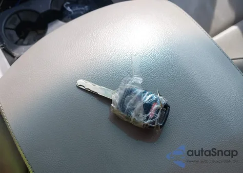 2010 Honda Pilot Touring z USA, uszkodzony, nr VIN 5FNYF4H93AB040958